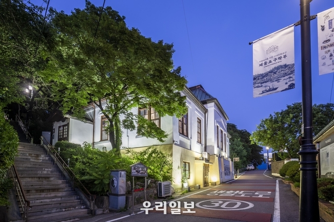제물포 구락부 야경 사진 ⓒ최준근 사진작가