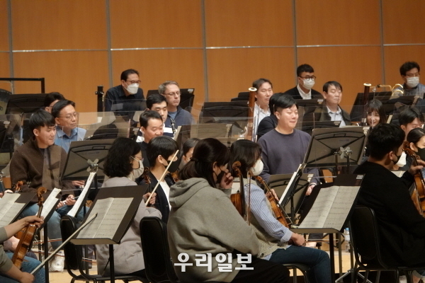 미완성 음악회 사진
