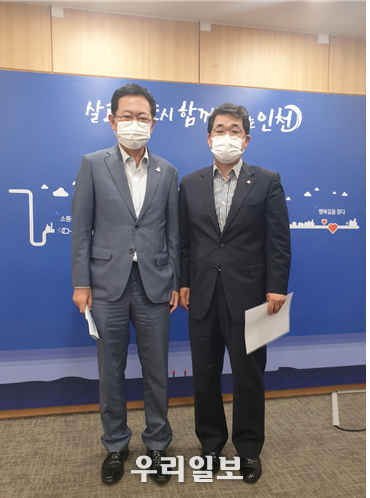 배준영 국회의원이 박남춘 인천시장과 만나 현안을 협조를 요청했다. ⓒ 배준영 의원실 제공
