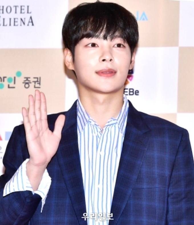신인 배우 부문 김민기, 대한민국을 빛낸 10인 대상 수상 