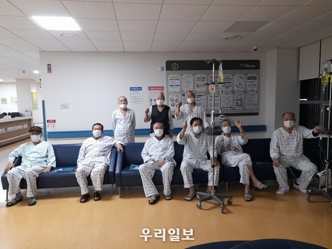 인천보훈병원에 입원치료중인 국가유공자들 ⓒ 무궁화연꽃어울림 제공