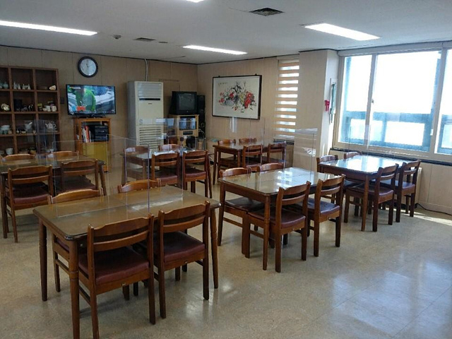 ⓒ부평구,코로나19 예방 위한 음식점 테이블 가림막 설치 지원 사업 추진